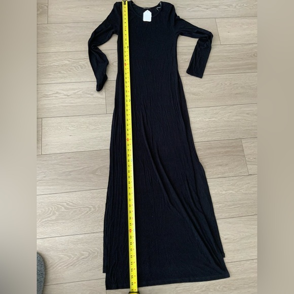 Cherish Split Hem Ribbed Top - Picture 5 of 6